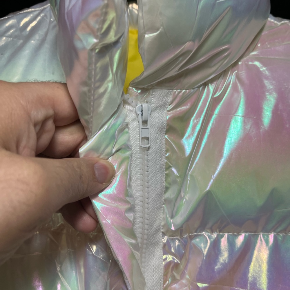 Kids Shimmering Puffer Vest - Picture 6 of 7